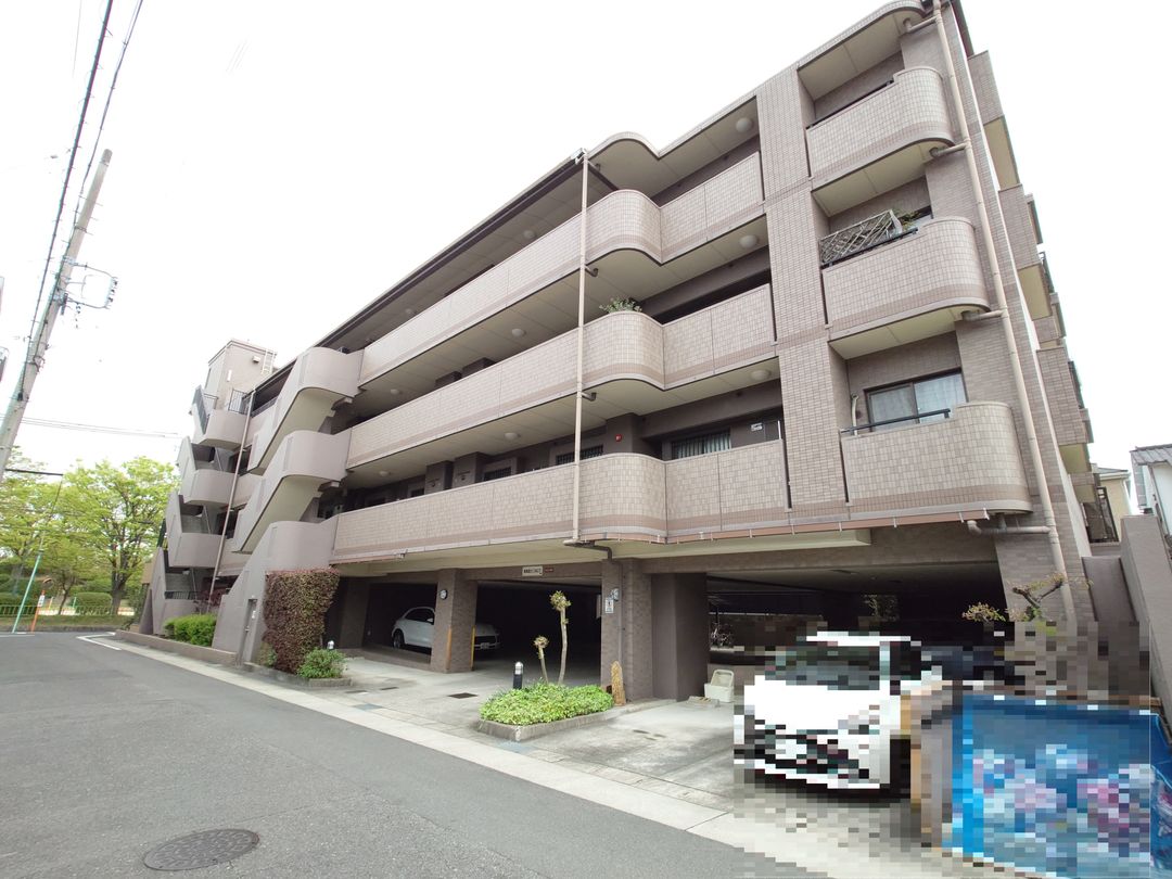 4LDK Apartment in Tempaku Ward Nagoya with Loft and Balcony - Thumbnail 2
