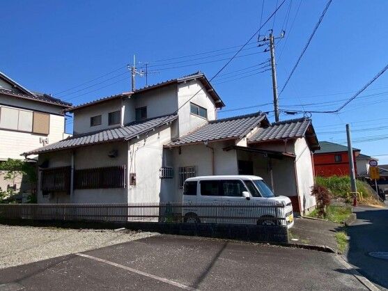 Spacious 5DK Wooden House for Sale in Fuji City, Shizuoka - Thumbnail 2