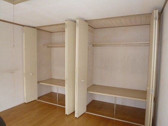4LDK House for Sale in Sanda, Hyogo - 355.56 sqm Land - Thumbnail 3