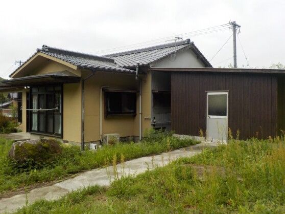 Compact 3DK Akiya House for Sale in Miyako Town, Fukuoka - Thumbnail 3
