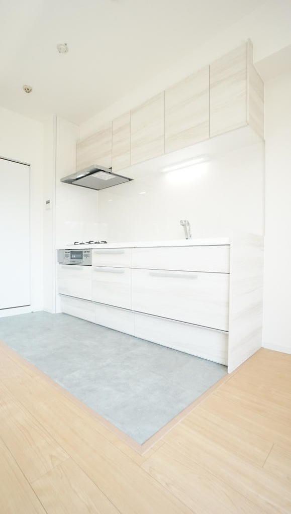 Fully Renovated 3LDK Apartment Near Kintetsu Yokkaichi Station - Thumbnail 3