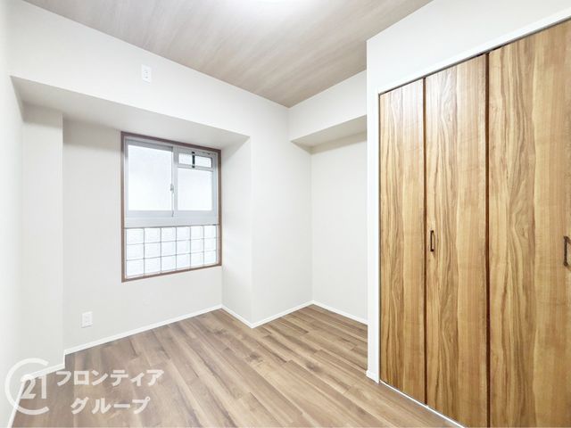 Renovated 3LDK Apartment near Yamato-Yagi Station, Kashihara - Thumbnail 4