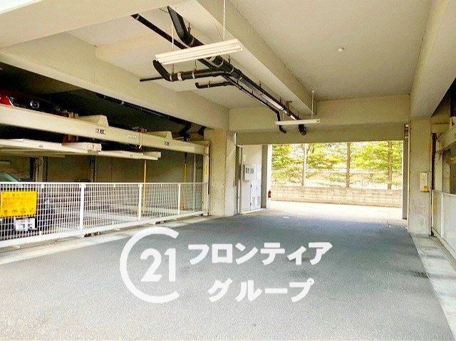 Renovated 3LDK Apartment near Yamato-Yagi Station, Kashihara - Thumbnail 2