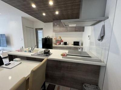 [Homes] Kamiari Higashi 2-chome Used House | — Image 2, Itoshima, Fukuoka