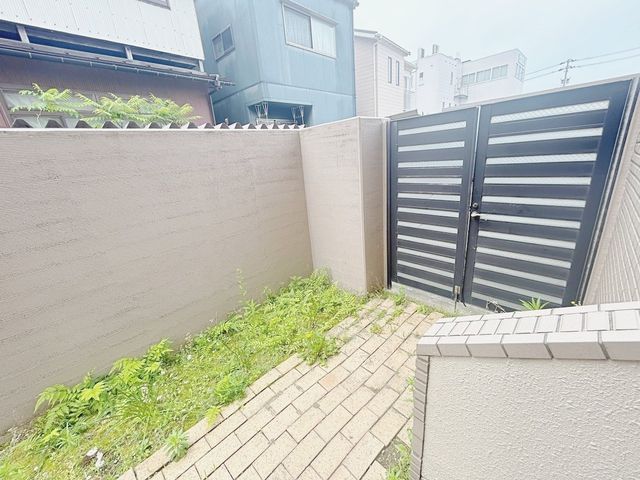 2LDK Apartment for Sale in Kanazawa Near Station - Thumbnail 2