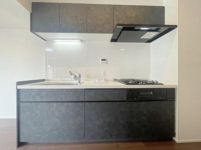 Renovated 3LDK Apartment near Kasukabe Station — Image 4, Kasukabe, Saitama