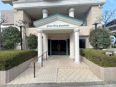 Renovated 3LDK Apartment near Kasukabe Station — Image 1, Kasukabe, Saitama