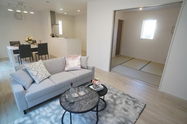 New 3LDK Single-Story House for Sale in Toride, Ibaraki - Thumbnail 3