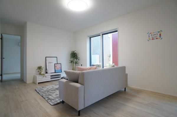 New 3LDK Single-Story House for Sale in Toride, Ibaraki - Thumbnail 4