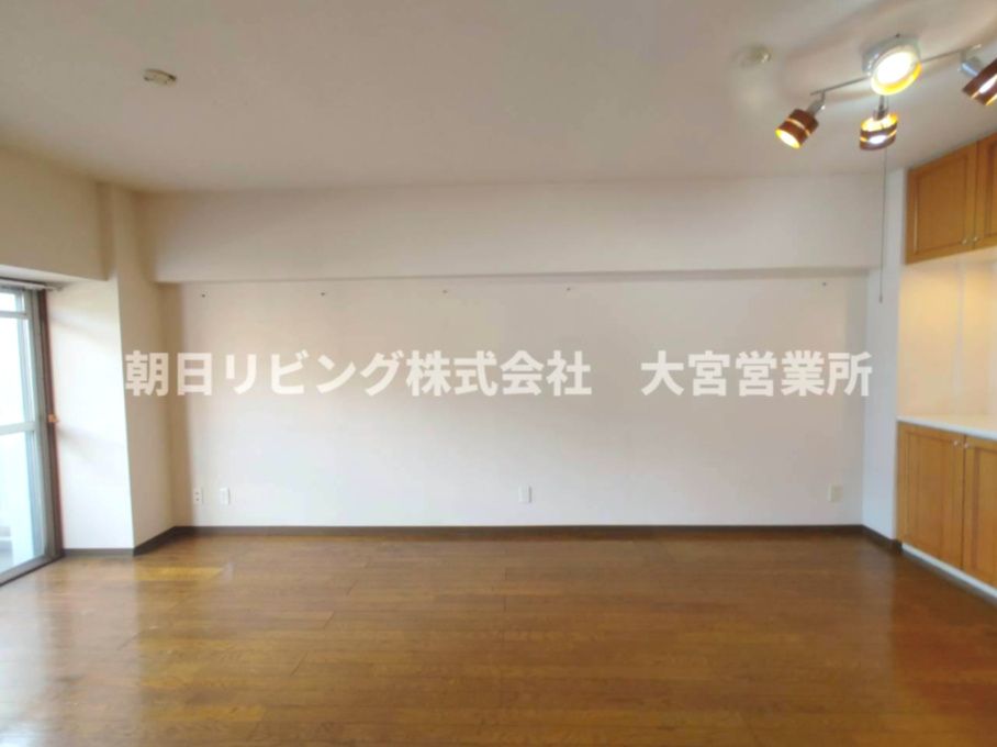 Renovated 4LDK Apartment in Urban Future Higashi-Omiya, Saitama - Thumbnail 3
