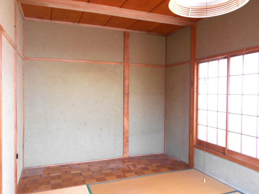 45-year traditional house in Kiryu with 151.51㎡ land - Thumbnail 2