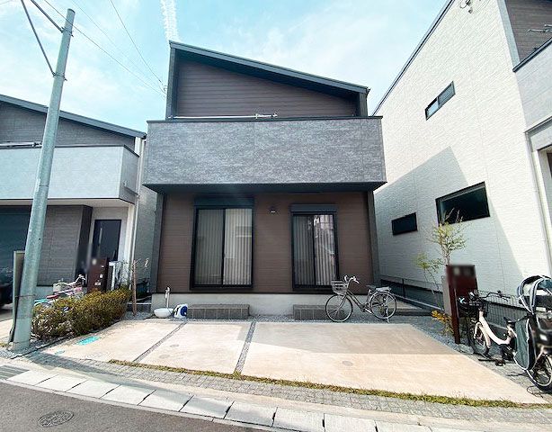 4SLDK Family House in Kashiwa with Modern Amenities | 2023 Build - Image 1
