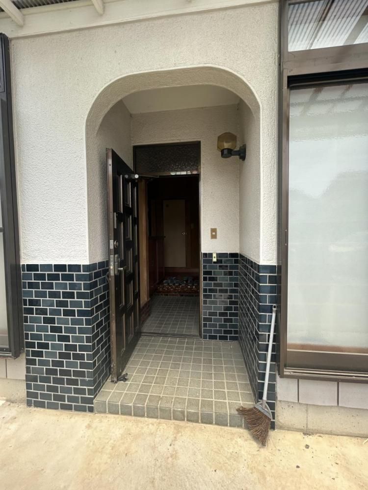 Renovated 2LDK House in Wildwood, Tochigi | 99 Tsubo Land - Thumbnail 3