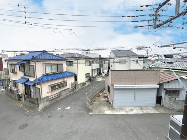 4SLDK House in Ichikawa - Corner Lot with Balconies - Thumbnail 3