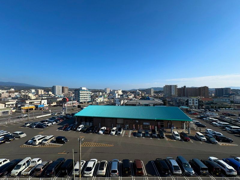 2019-Built 2LDK Auto-Lock Condo in Omura, Nagasaki - Thumbnail 3