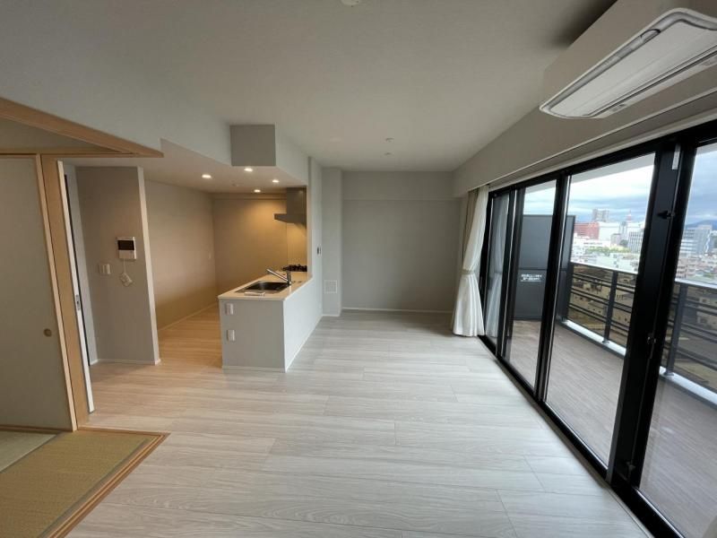 Reven Shimmei-cho THE CHORD 10F 3LDK Apartment in Koriyama - Thumbnail 2