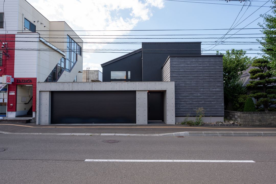 Modern 3LDK+2S House for Sale in Misono, Sapporo, Hokkaido - Thumbnail 4