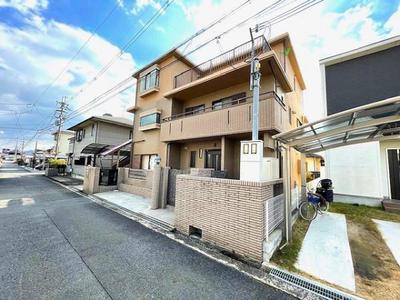 Used House in Joho-ji Town, Kashihara City — Image 1, Kashihara, Nara