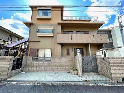 Used House in Joho-ji Town, Kashihara City — Image 1, Kashihara, Nara
