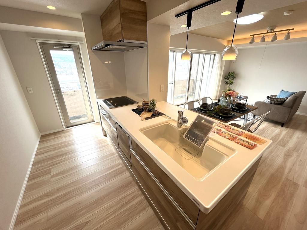 Renovated 3LDK Apartment in Kanazawa's Nishizumi Garden House - Thumbnail 3