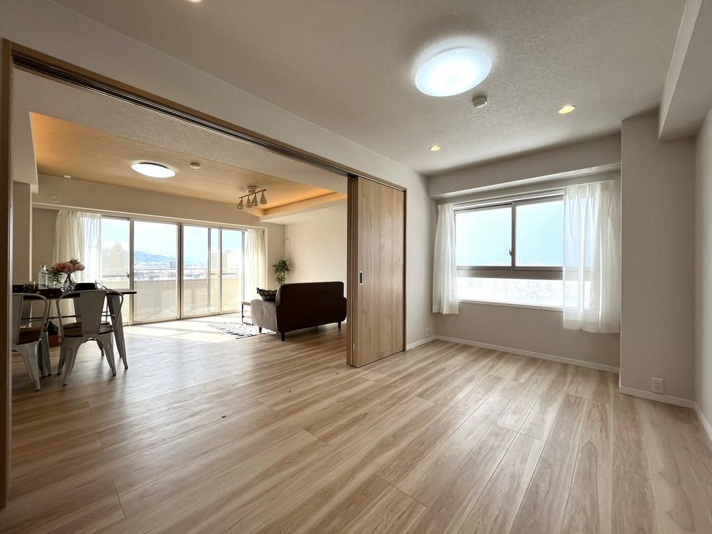 Renovated 3LDK Apartment in Kanazawa's Nishizumi Garden House - Thumbnail 2