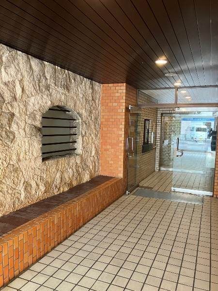 Renovated Studio Apartment Near Miebashi Station Naha - Thumbnail 2