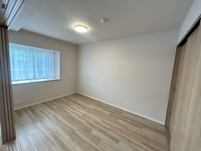 Renovated 2SLDK Apartment in Shimonoseki, Yamaguchi - Thumbnail 4