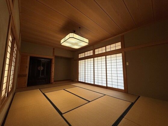 Spacious 7SLDK Home 1 Min from Sea in Hirado, Nagasaki - Thumbnail 2