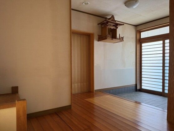 Spacious 7SLDK Home 1 Min from Sea in Hirado, Nagasaki - Thumbnail 3