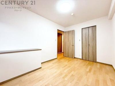 Famille Takarazuka 5F: Renovated 2LDK Apartment Near Station — Image 4, Takarazuka, Hyogo