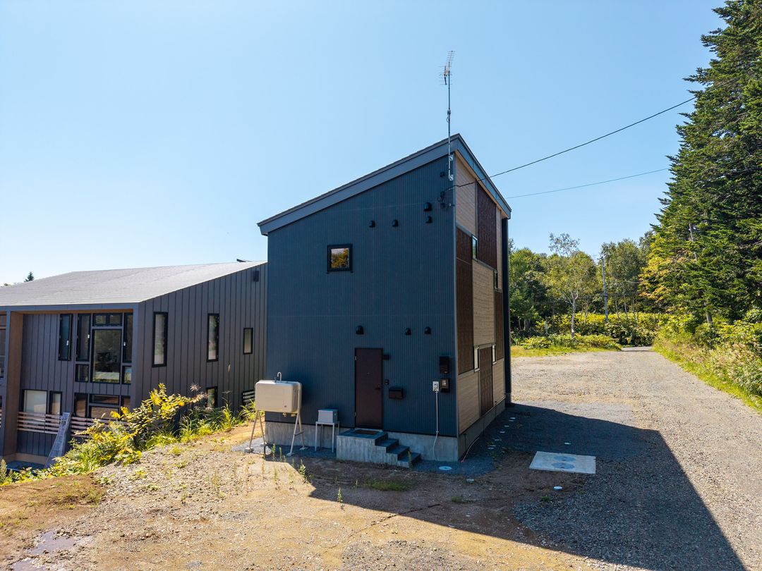 New 3-Bedroom Triple-Unit House in Soga, Niseko for Sale - Thumbnail 4