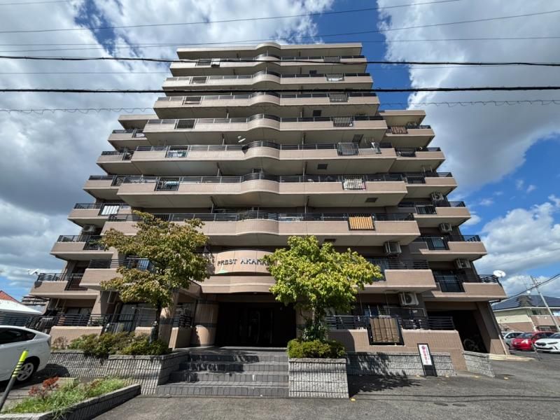 Frest Akane-be 6F: 3LDK Apartment with City Views in Gifu - Main Image