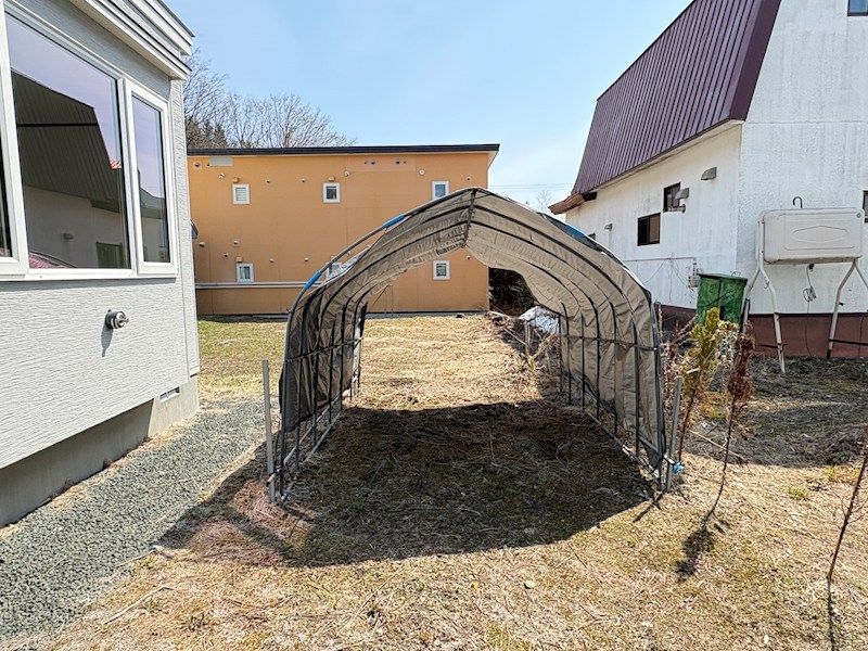 Modern 3LDK House on Large Land in Kitami, Hokkaido for Sale - Thumbnail 2