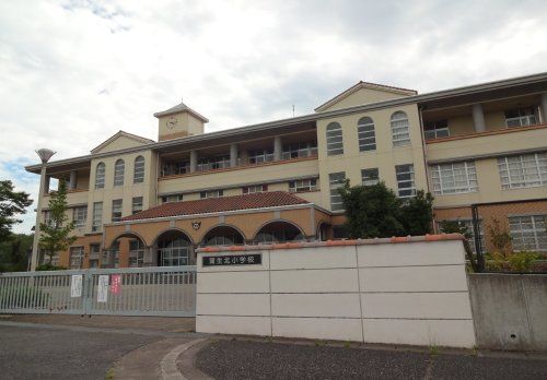 4LDK House in Higashiomi with 5 Parking Spaces - Thumbnail 3