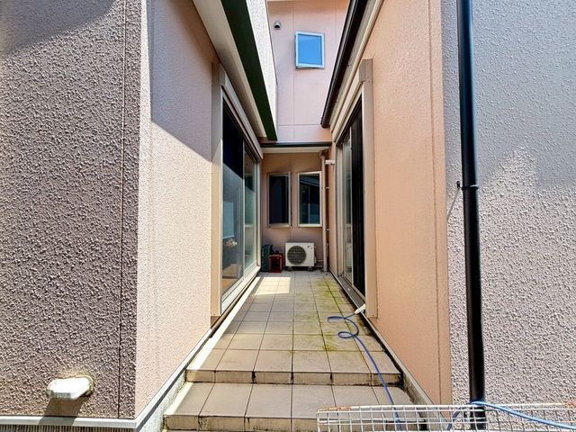 4LDK House for Sale in Shizuoka's Aoi Ward - Thumbnail 3