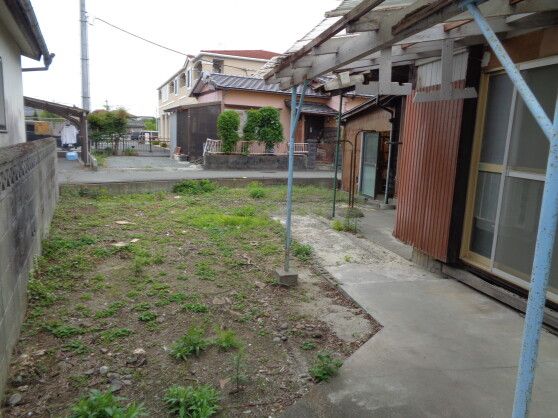 Yatsushiro City 4DK House for Sale in Quiet Neighborhood - Thumbnail 3
