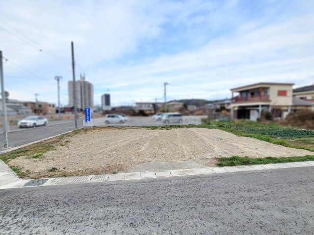 Vacant Land for Sale in Kainan, Wakayama - 257sqm Near JR Station - Thumbnail 3