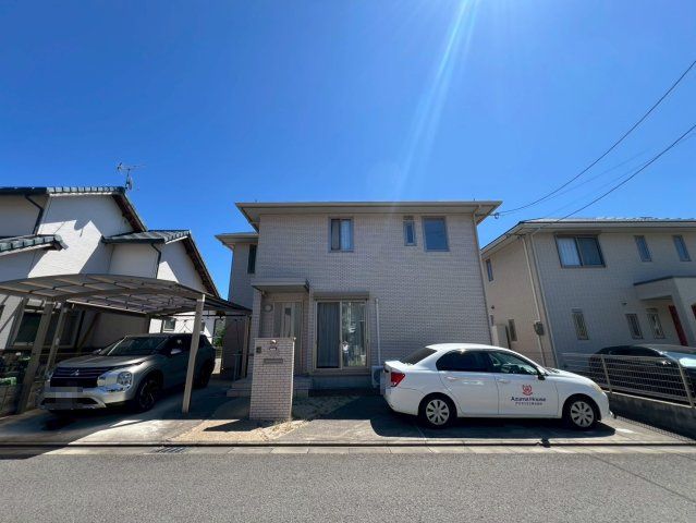 4LDK House for Sale in Sakae-dani, Wakayama City - Thumbnail 3