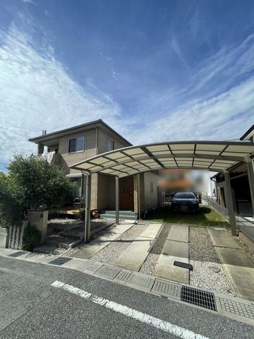 3LDK Detached House in Nagahama with Carport and Garden - Thumbnail 2