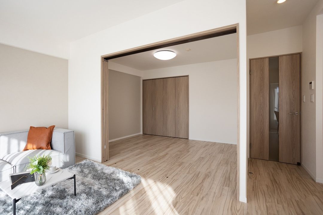 Renovated 3LDK Apartment for Sale in Okayama's Kita Ward - Thumbnail 3