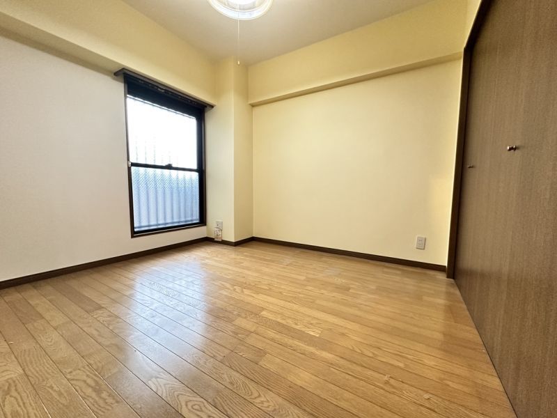 4LDK Top-Floor Apartment with Roof Balcony in Kumamoto - Thumbnail 2
