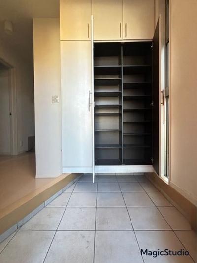 Spacious 4LDK house near Tsukinowa Station — Image 2, Namegawa, Saitama