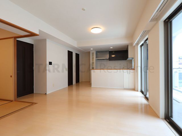4LDK Apartment for Sale in Funabashi, Chiba - 96.26 sqm - Thumbnail 2