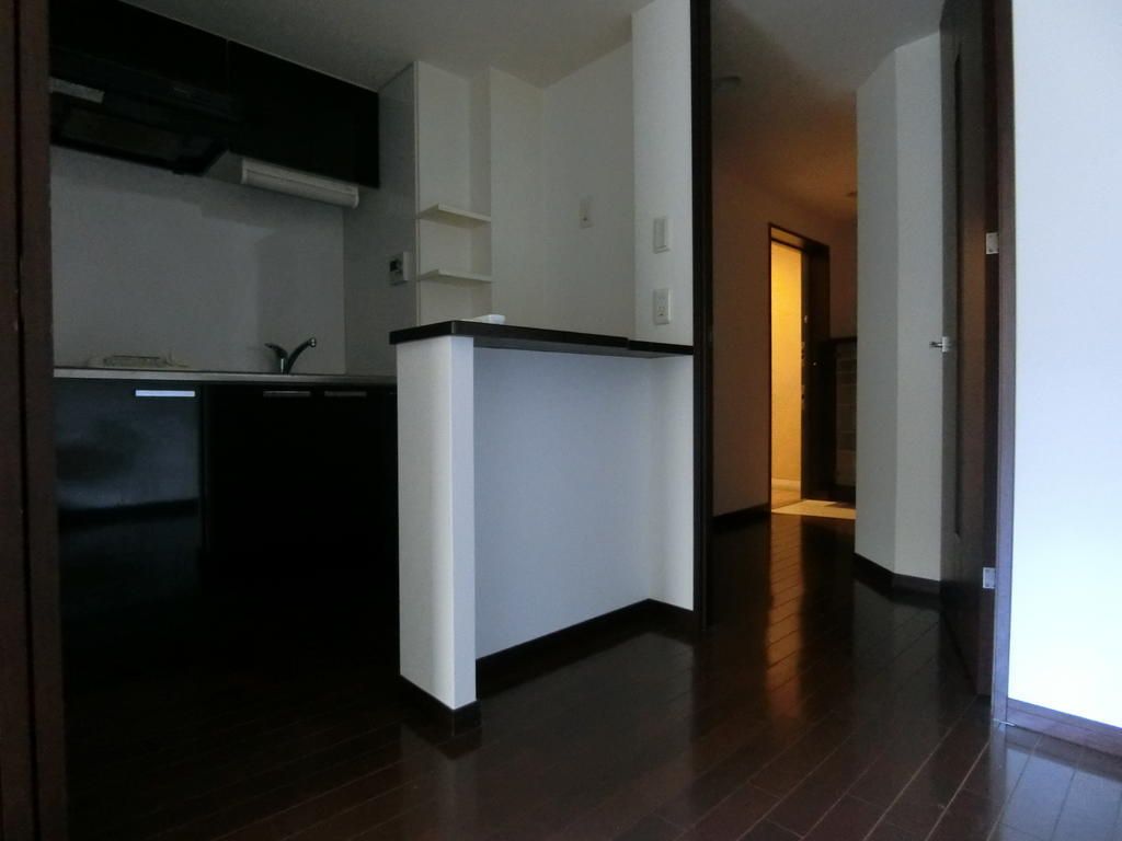 1DK Apartment for Sale in Kyoto's Saiin Area - Thumbnail 4