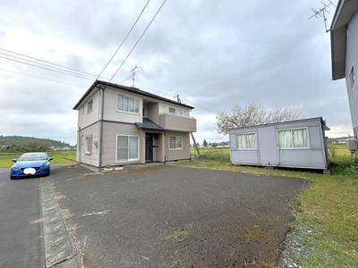 Renovated 4SLDK House in Kitakami with Parking — Image 1, Kitakami, Iwate