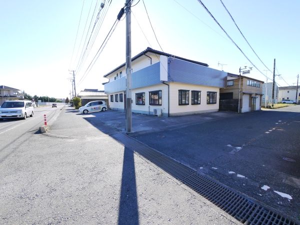 9LDK House for Sale in Hitachi City, Ibaraki - Large Plot & 5 Car Parking - Thumbnail 3