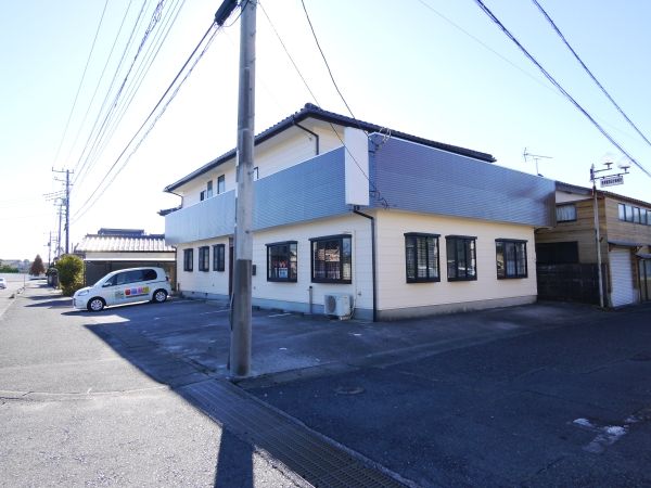 9LDK House for Sale in Hitachi City, Ibaraki - Large Plot & 5 Car Parking - Thumbnail 2