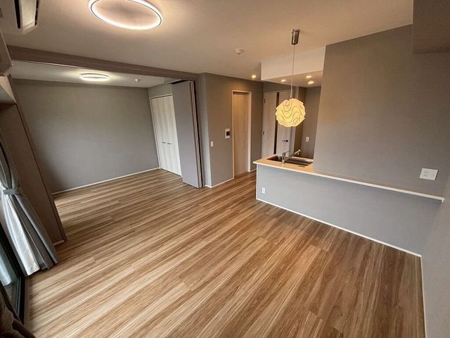 The Fine Tower Urasoe Shiroma 17F 3LDK Apartment for Sale - Thumbnail 3