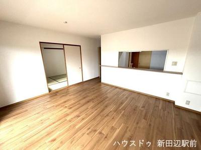 Renovated 3LDK Apartment near Kizugawadai Station — Image 3, Kizugawa, Kyoto