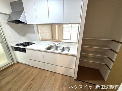Renovated 3LDK Apartment near Kizugawadai Station — Image 2, Kizugawa, Kyoto